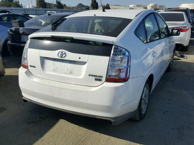 JTDKB20U963133459 - 2006 TOYOTA PRIUS WHITE photo 4