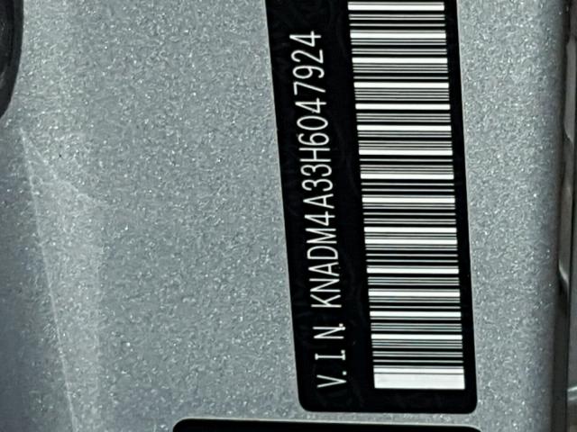 KNADM4A33H6047924 - 2017 KIA RIO LX SILVER photo 10