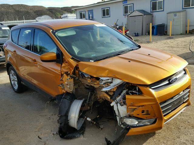 1FMCU9GXXGUB39673 - 2016 FORD ESCAPE SE ORANGE photo 1