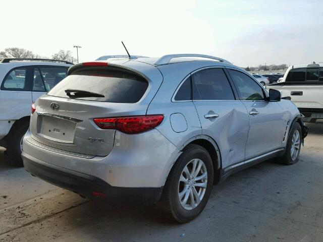 JN8CS1MU6FM382096 - 2015 INFINITI QX70 SILVER photo 4