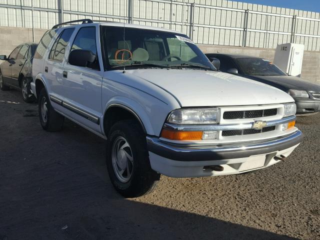 1GNDT13W1Y2252118 - 2000 CHEVROLET BLAZER WHITE photo 1