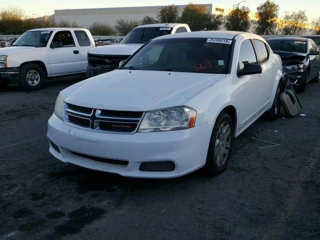 1C3CDZAB2CN167980 - 2012 DODGE AVENGER SE Білий фото 2