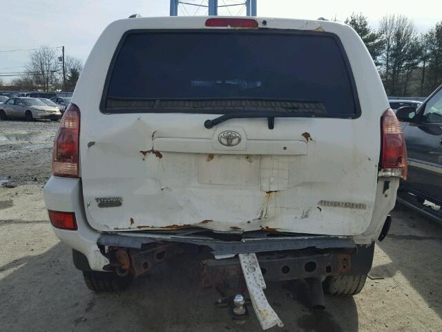 JTEBU14R340039758 - 2004 TOYOTA 4RUNNER SR WHITE photo 9