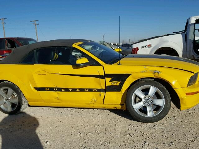 1ZVHT85H965178859 - 2006 FORD MUSTANG GT YELLOW photo 9