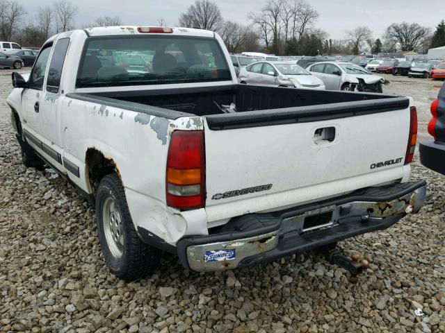 2GCEC19VX11198173 - 2001 CHEVROLET SILVERADO WHITE photo 3