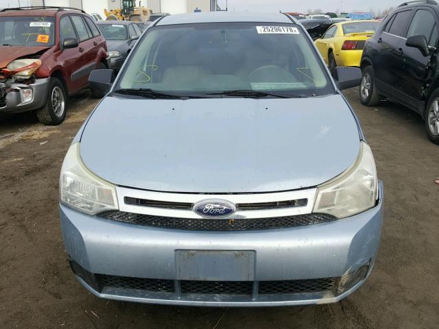 1FAHP35N18W141923 - 2008 FORD FOCUS SE BLUE photo 7