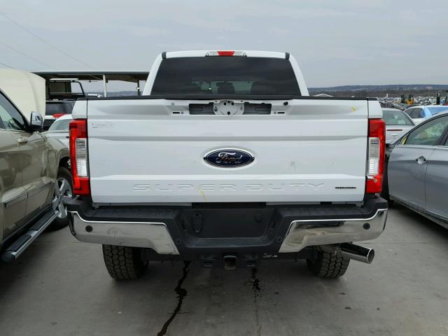 1FT7W2B6XHED50633 - 2017 FORD F250 SUPER WHITE photo 9