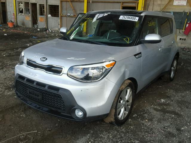 KNDJP3A53F7808502 - 2015 KIA SOUL + SILVER photo 2