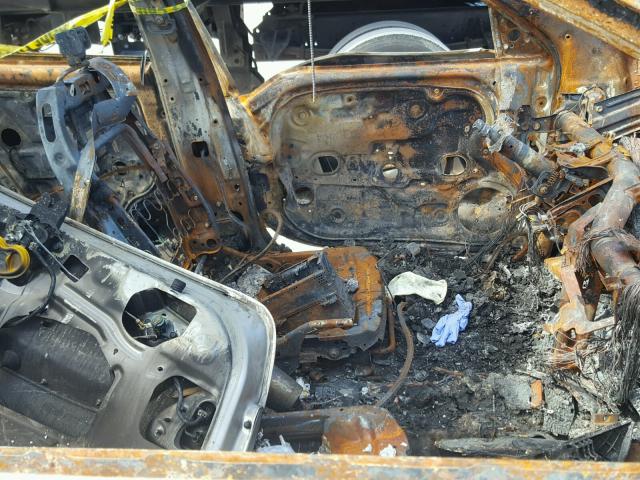 KMHDU46D28U476886 - 2008 HYUNDAI ELANTRA GL BURN photo 5