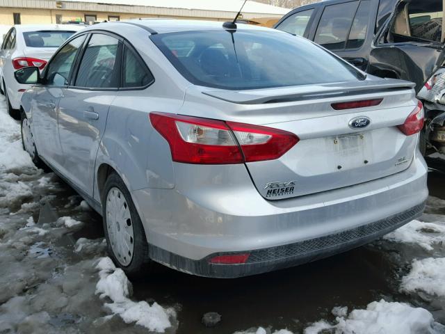 1FADP3F22EL153935 - 2014 FORD FOCUS SE GRAY photo 3