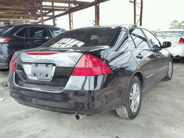 1HGCM56306A092909 - 2006 HONDA ACCORD SE BLACK photo 4