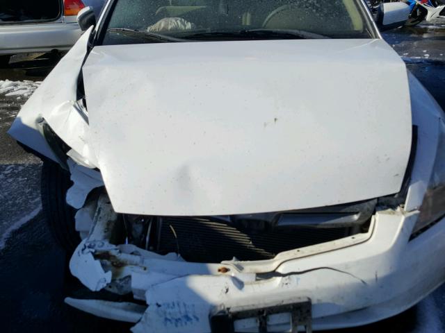 1HGCM56343A086378 - 2003 HONDA ACCORD LX WHITE photo 7