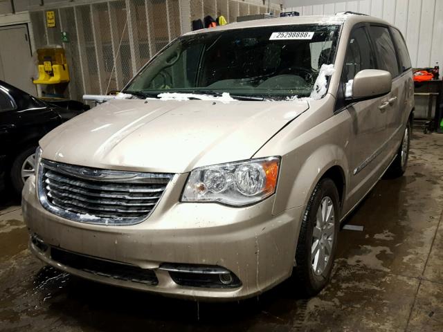 2C4RC1BG9GR156617 - 2016 CHRYSLER TOWN & COU TAN photo 2