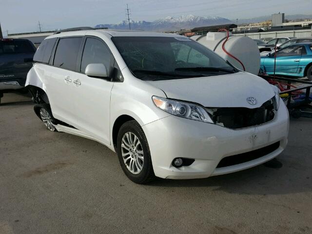 5TDYK3DC8FS541855 - 2015 TOYOTA SIENNA XLE WHITE photo 1