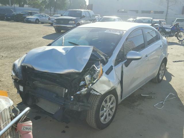 KNADM4A38G6548631 - 2016 KIA RIO LX SILVER photo 2