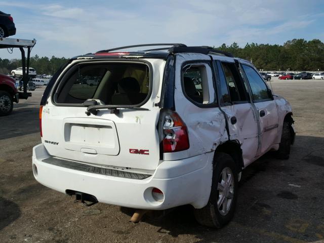 1GKDS13SX82111643 - 2008 GMC ENVOY WHITE photo 4