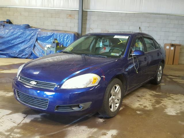 2G1WU581069217855 - 2006 CHEVROLET IMPALA LTZ BLUE photo 2