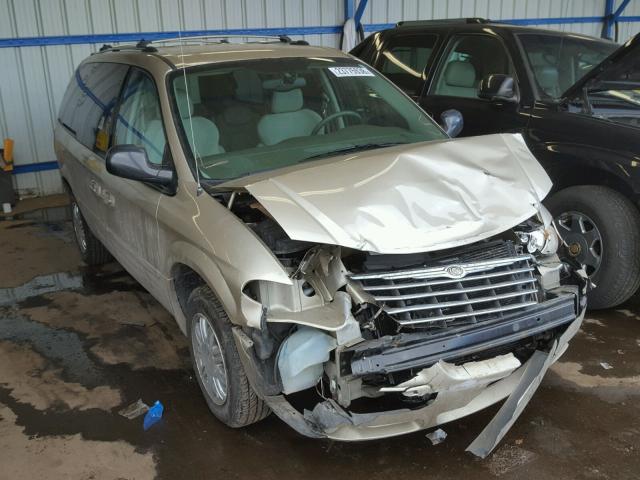 2C8GP64L65R342842 - 2005 CHRYSLER TOWN & COU GOLD photo 1