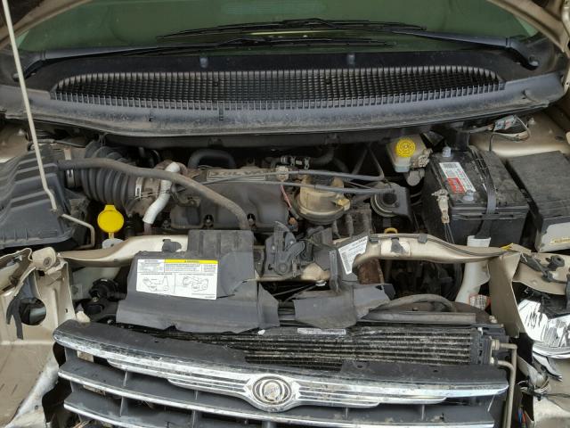 2C8GP64L65R342842 - 2005 CHRYSLER TOWN & COU GOLD photo 7