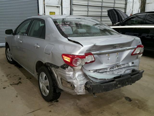 2T1BU4EE7BC561832 - 2011 TOYOTA COROLLA BA SILVER photo 3