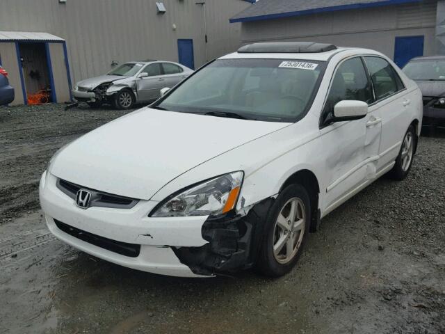 1HGCM56824A107550 - 2004 HONDA ACCORD EX WHITE photo 2