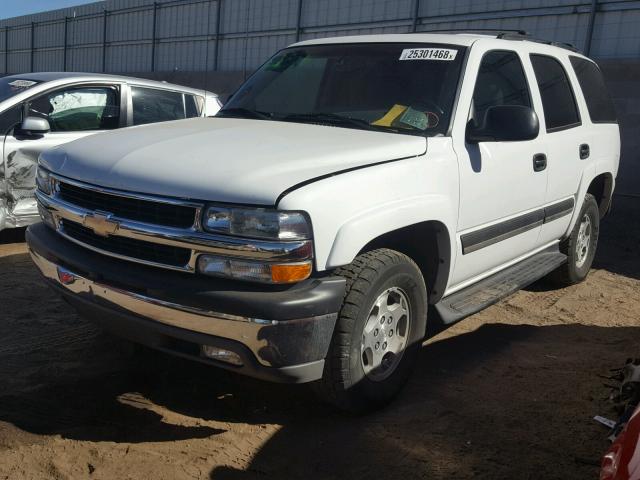 1GNEC13V04R303766 - 2004 CHEVROLET TAHOE C150 WHITE photo 2