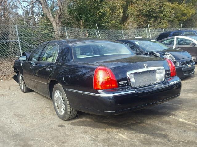 2LNHM82V18X636627 - 2008 LINCOLN TOWN CAR S BLACK photo 3