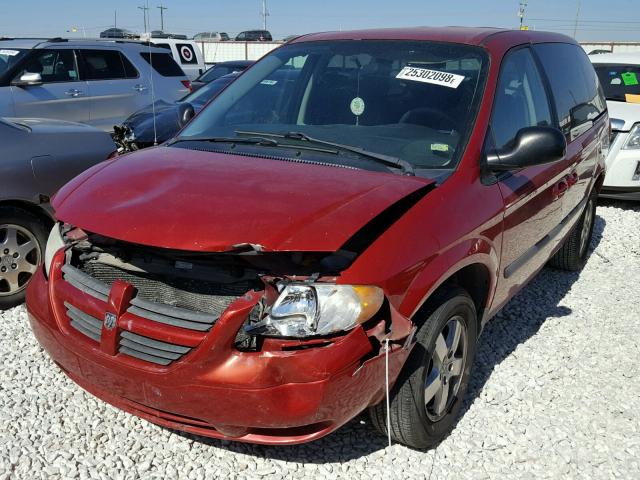 1D4GP45R55B312144 - 2005 DODGE CARAVAN SX RED photo 2