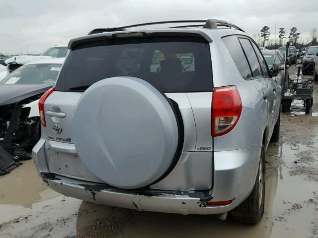 JTMBD33V976036055 - 2007 TOYOTA RAV4 SILVER photo 4