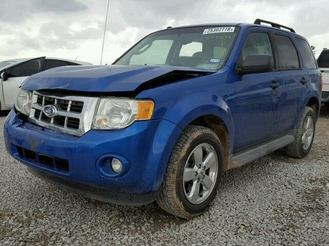 1FMCU0D75BKB24129 - 2011 FORD ESCAPE XLT BLUE photo 2