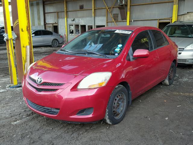 JTDBT923571068164 - 2007 TOYOTA YARIS RED photo 2