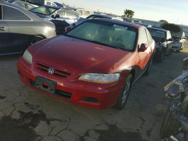 1HGCG225X2A014600 - 2002 HONDA ACCORD EX RED photo 2