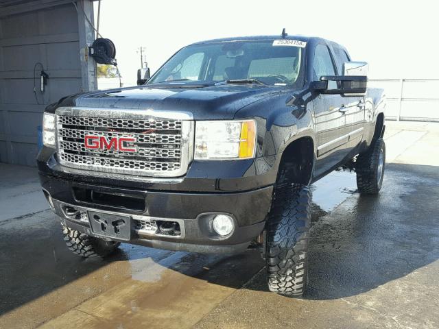 1GT426E88EF107962 - 2014 GMC SIERRA K35 BLACK photo 2