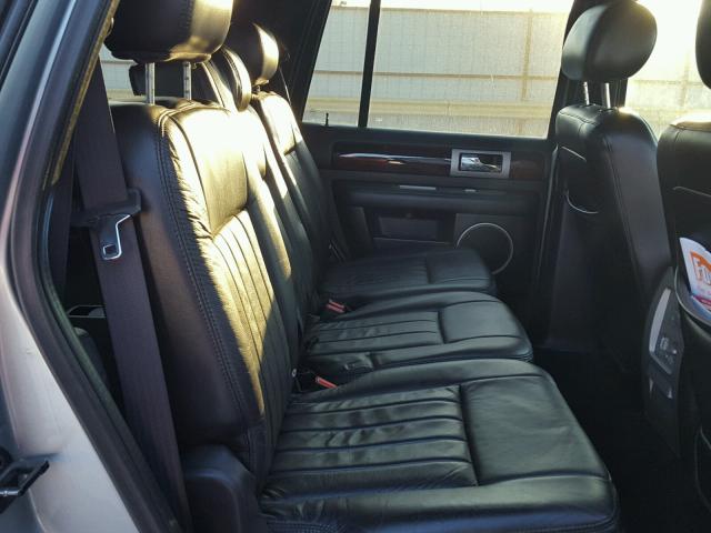 5LMFU27576LJ26285 - 2006 LINCOLN NAVIGATOR SILVER photo 6