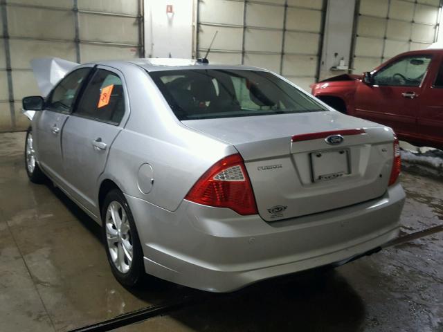 3FAHP0HA7CR106676 - 2012 FORD FUSION SE SILVER photo 3