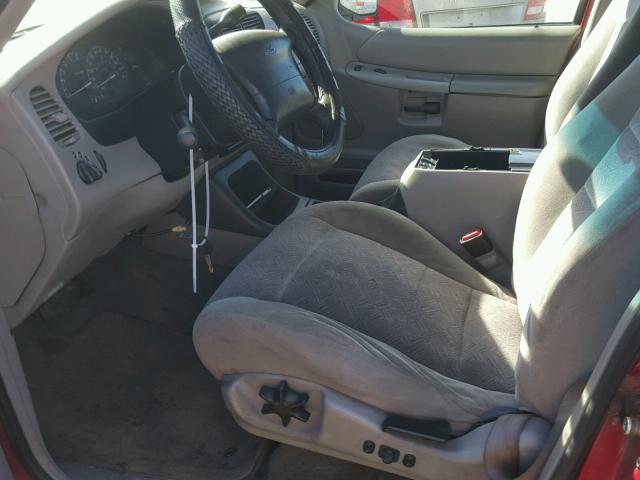 1FMZU83P61ZA45181 - 2001 FORD EXPLORER X RED photo 5
