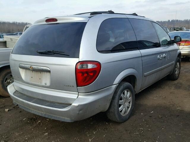 2C4GP54L95R468740 - 2005 CHRYSLER TOWN & COU SILVER photo 4