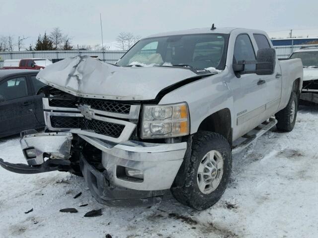 1GC1KXEG7BF246797 - 2011 CHEVROLET SILVERADO SILVER photo 2