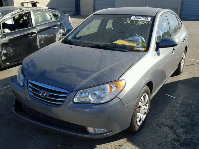 KMHDU4AD4AU126897 - 2010 HYUNDAI ELANTRA BL GRAY photo 2