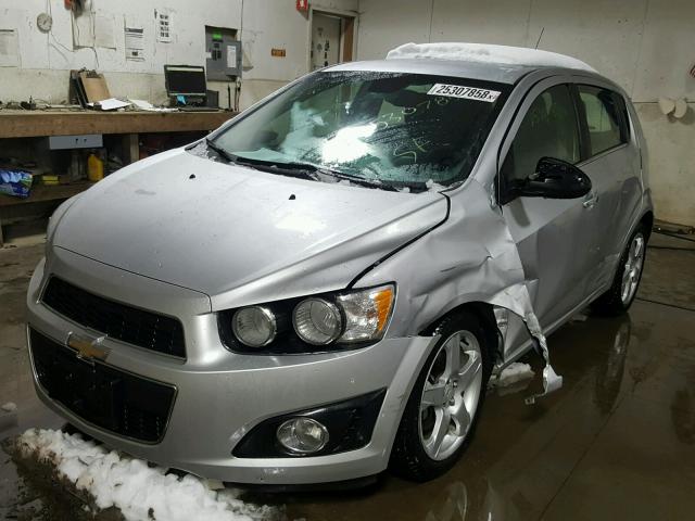 1G1JE6SB6D4229801 - 2013 CHEVROLET SONIC LTZ SILVER photo 2