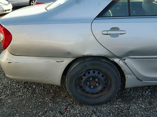 4T1BE32K92U634859 - 2002 TOYOTA CAMRY LE SILVER photo 9