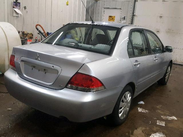 JA3AJ26E56U052983 - 2006 MITSUBISHI LANCER ES SILVER photo 4