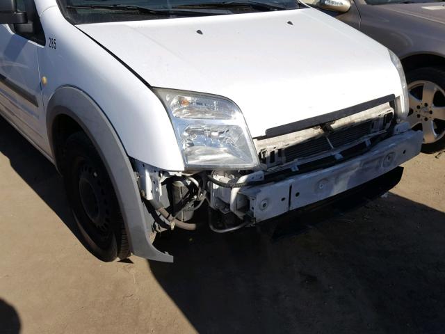 NM0LS7AN1DT167253 - 2013 FORD TRANSIT CO WHITE photo 9