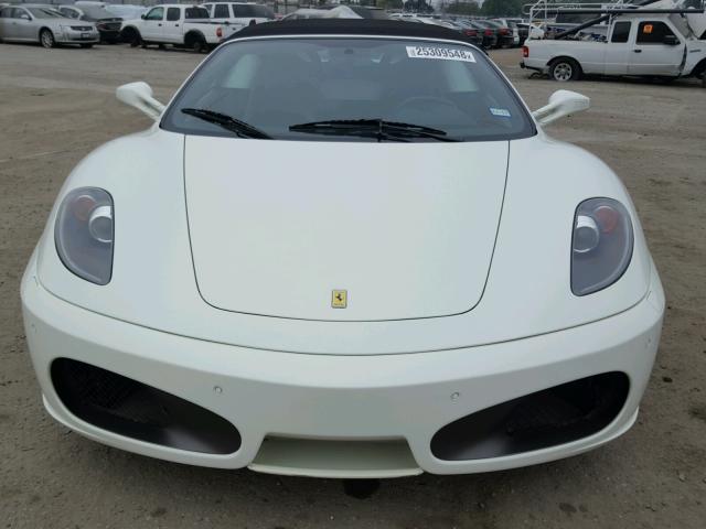 ZFFEW59AX70152179 - 2007 FERRARI F430 SPIDE WHITE photo 9