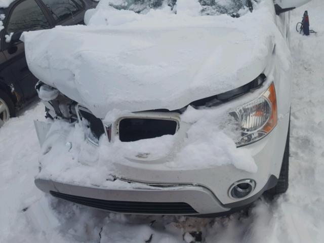 2CKDL63F166021797 - 2006 PONTIAC TORRENT WHITE photo 7