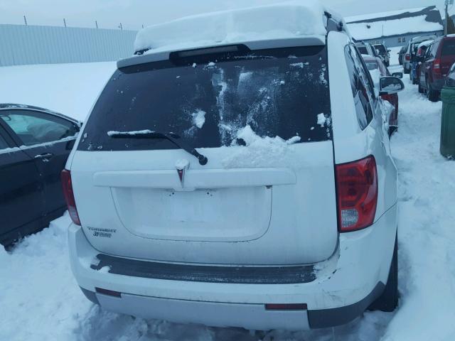 2CKDL63F166021797 - 2006 PONTIAC TORRENT WHITE photo 9