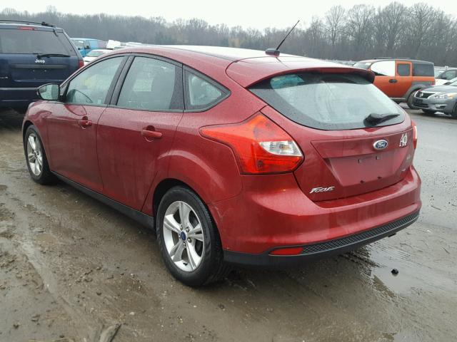 1FADP3K22EL125977 - 2014 FORD FOCUS SE BURGUNDY photo 3