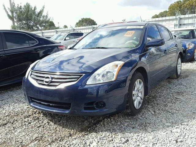 1N4AL2AP4AN501440 - 2010 NISSAN ALTIMA BAS BLUE photo 2