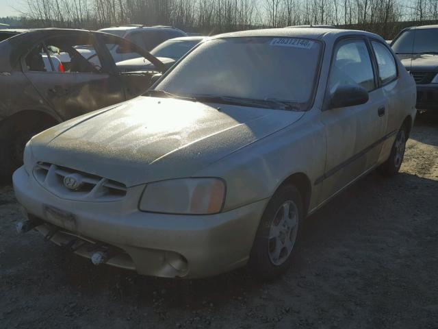 KMHCF35G11U150918 - 2001 HYUNDAI ACCENT L BEIGE photo 2