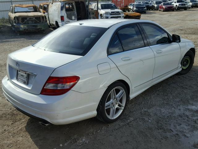 WDDGF54X29R068462 - 2009 MERCEDES-BENZ C 300 WHITE photo 4